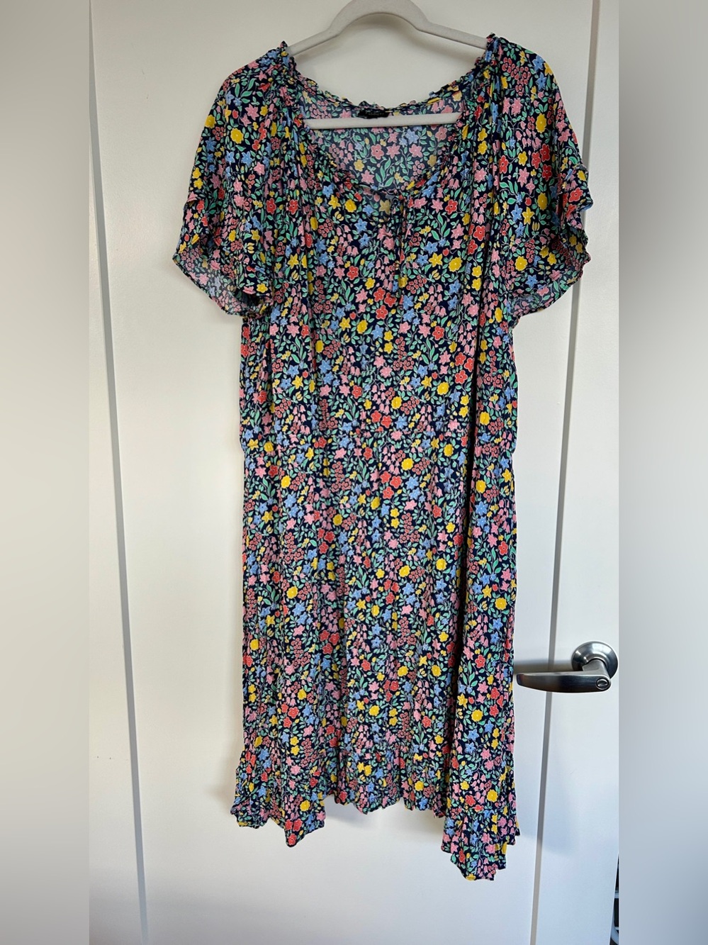 Vintage Talbots Floral Short Sleeve Dress with Pink Yellow Blue Accents